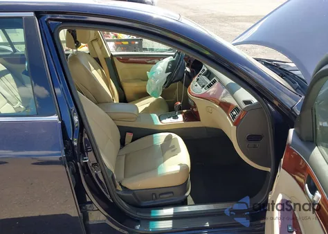 2012 Hyundai Genesis 3.8 z USA, uszkodzony, nr VIN KMHGC4DD8CU173851